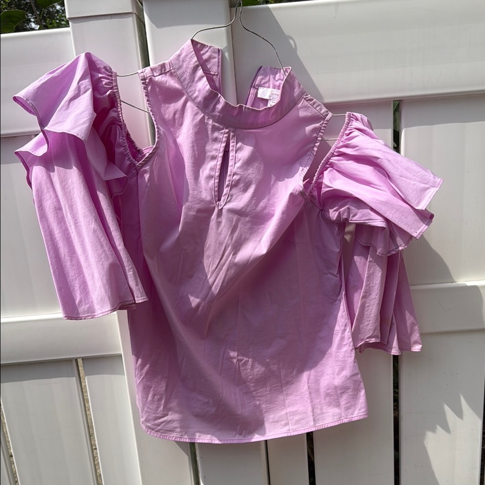 Chic Lavender Sleeveless Blouse